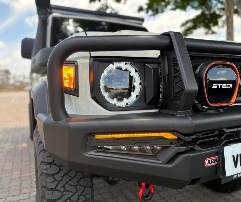 ARB Summit MK2 bull bar fitted — Bravo Cruiser — ARB & Onca Equipped Land Cruiser 79, fitted by Venture 4x4 in Nelspruit